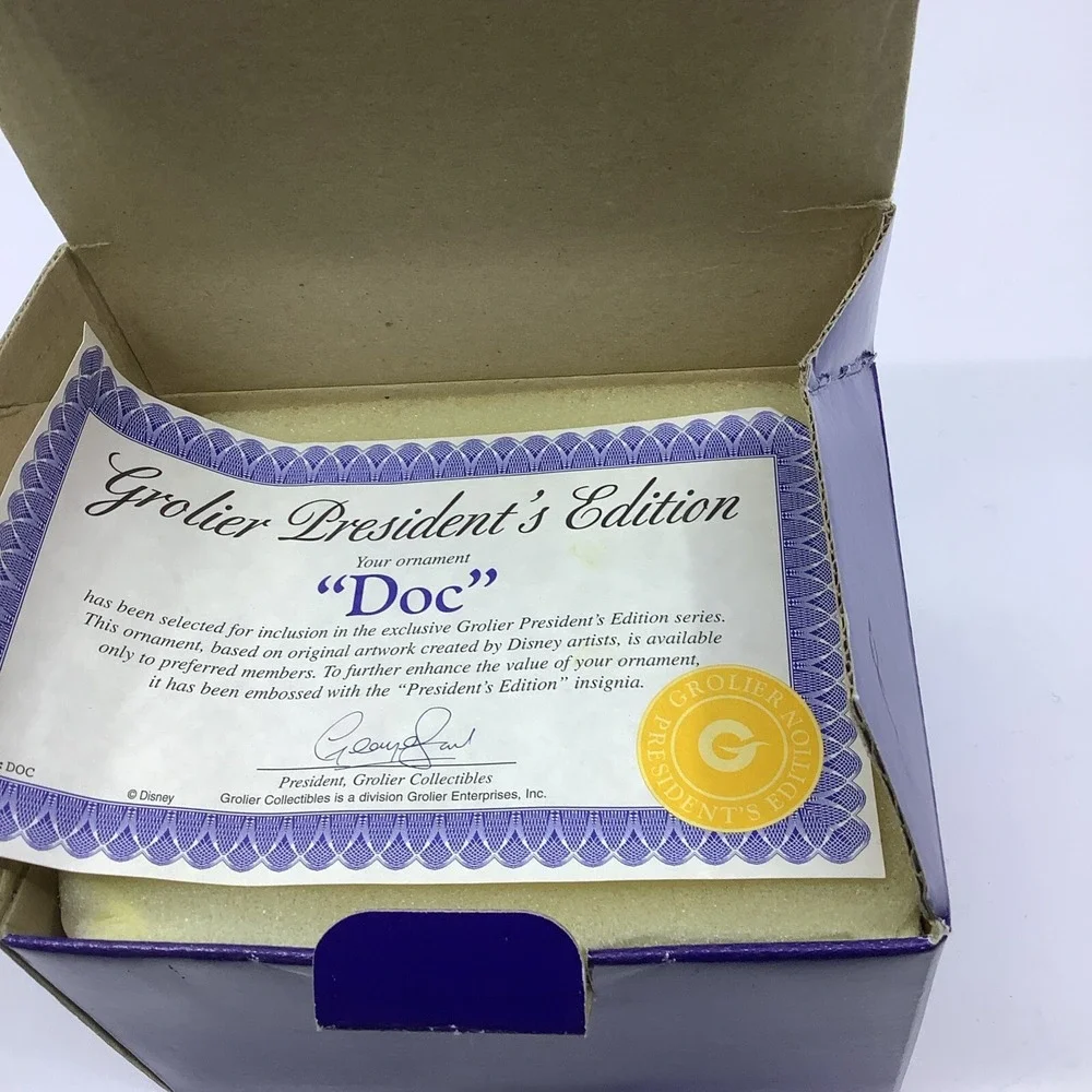 Disney Grolier Doc From Snow White President's Edition Collectible Ornament